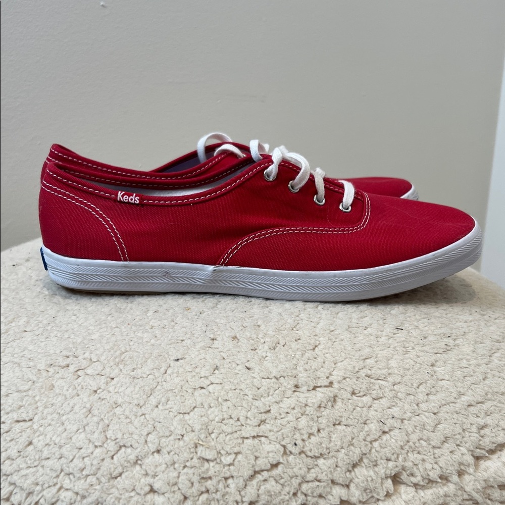 Keds Red Canvas Low-Top Sneakers with White Laces size 9.5. - Picture 5 of 9